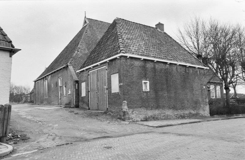 de terp en koetshuis door henk veenstra in marrumers