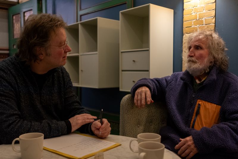 sprekende stenen3 Peter van Lier links